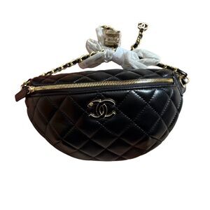 Fashion Lux Quilted Belt/ Bumbag